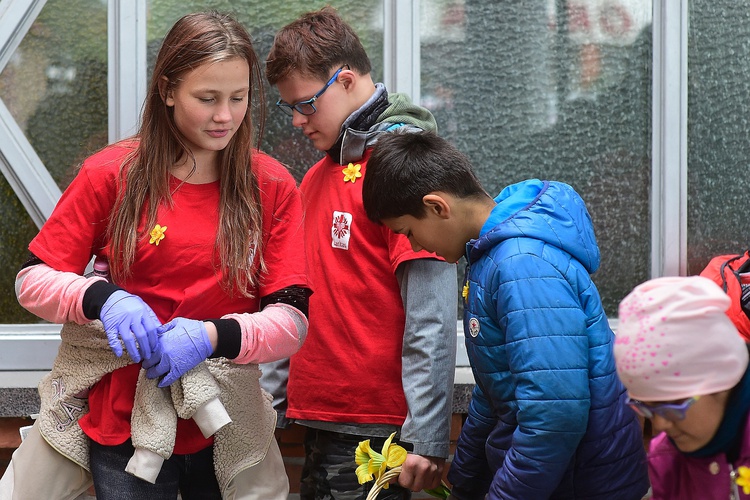 Caritas. Inauguracja kampanii Pola Nadziei