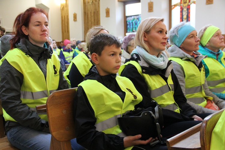 Pielgrzymka rowerowa do Ostrówka