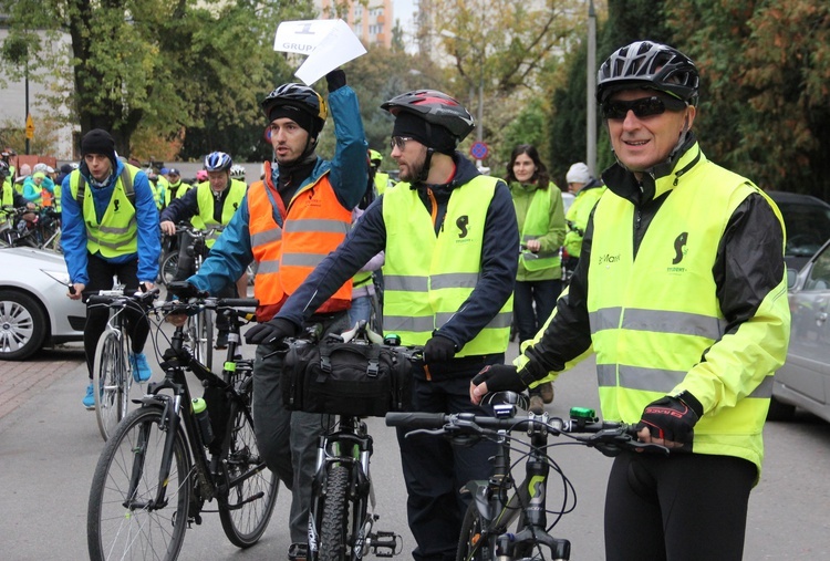 Pielgrzymka rowerowa do Ostrówka