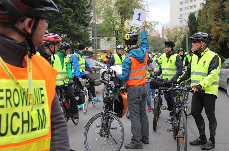 Pielgrzymka rowerowa do Ostrówka