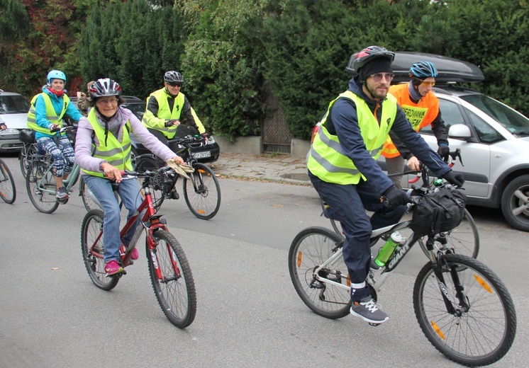 Pielgrzymka rowerowa do Ostrówka