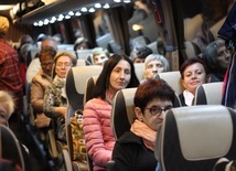 O 5.30 grupa pań wyruszyła w autokarową pielgrzymkę do Włoch.