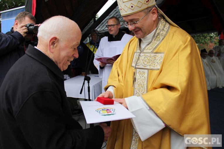 Pielgrzymka Róż Żywego Różańca do Rokitna