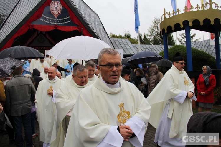 Pielgrzymka Róż Żywego Różańca do Rokitna