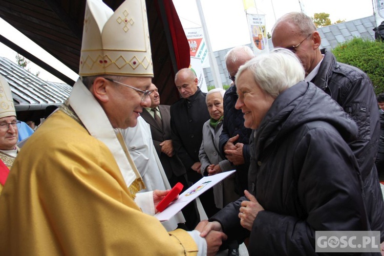 Pielgrzymka Róż Żywego Różańca do Rokitna