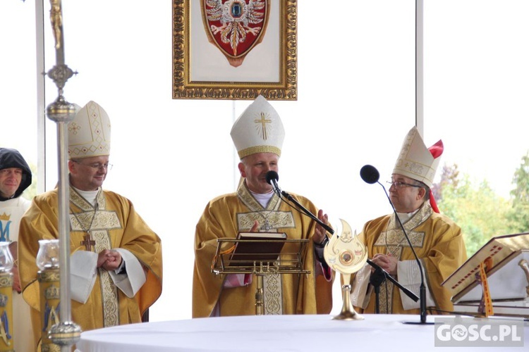 Pielgrzymka Róż Żywego Różańca do Rokitna