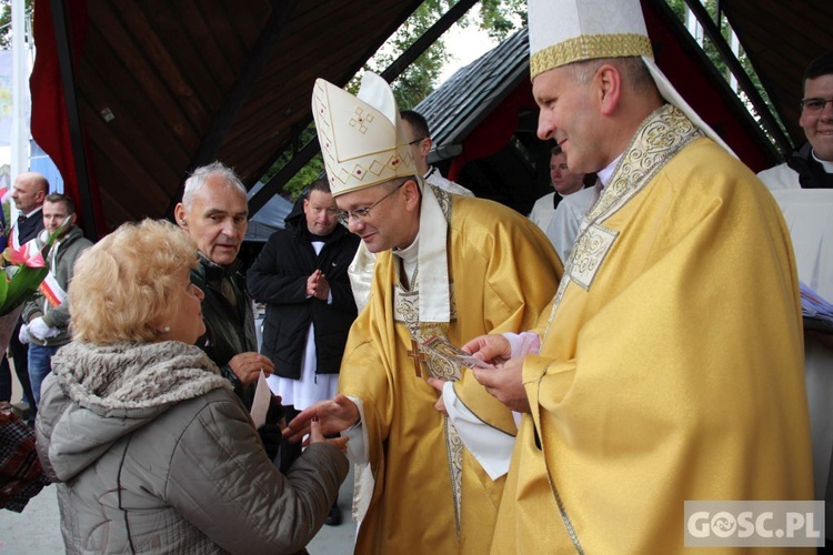 Pielgrzymka Róż Żywego Różańca do Rokitna