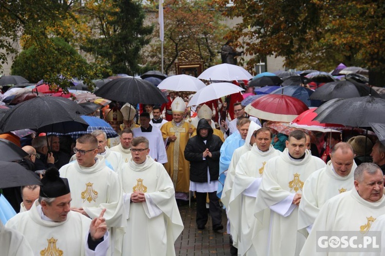 Pielgrzymka Róż Żywego Różańca do Rokitna