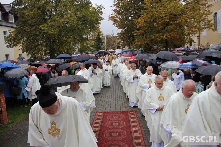 Pielgrzymka Róż Żywego Różańca do Rokitna