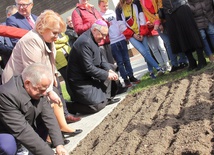 Symbol banalny, ale ważny. Pola Nadziei w hospicjum w Darłowie