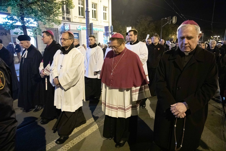 Msza św. i procesja ku czci św. Faustyny