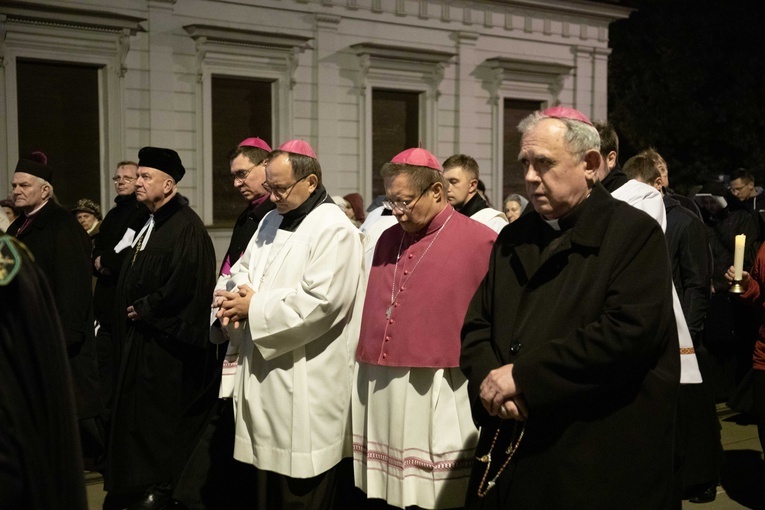 Msza św. i procesja ku czci św. Faustyny