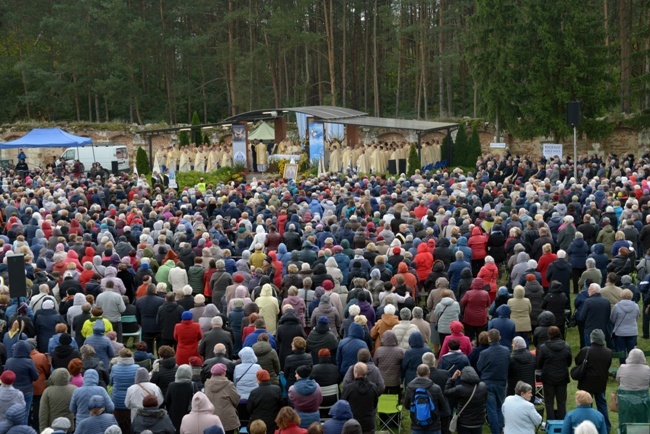 Pielgrzymka Żywego Różańca do Wysokiego Koła