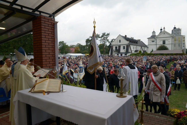 Pielgrzymka Żywego Różańca do Wysokiego Koła