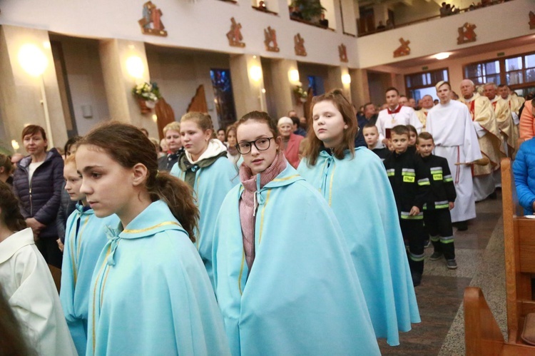 Relikwie dzieci fatimskich w Łękach Górnych