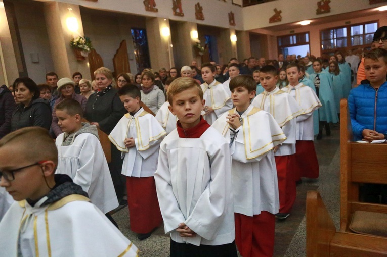 Relikwie dzieci fatimskich w Łękach Górnych
