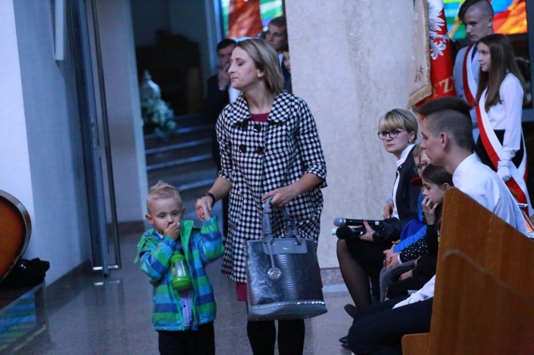 Relikwie dzieci fatimskich w Łękach Górnych
