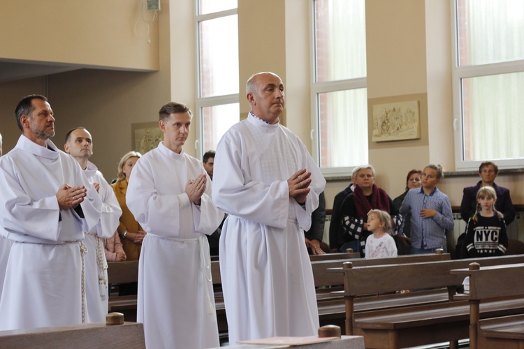 Promocja szafarzy nadzwyczajnych diecezji łowickej