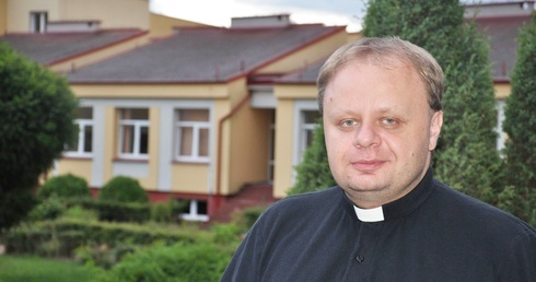 Odmawiam Różaniec. Moje życie komponuje się z tymi tajemnicami