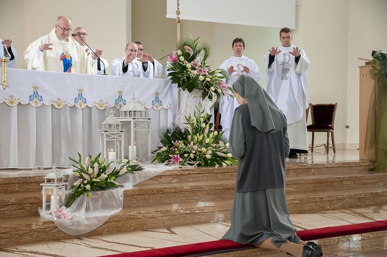 Śluby s. Magdaleny, cz. 2