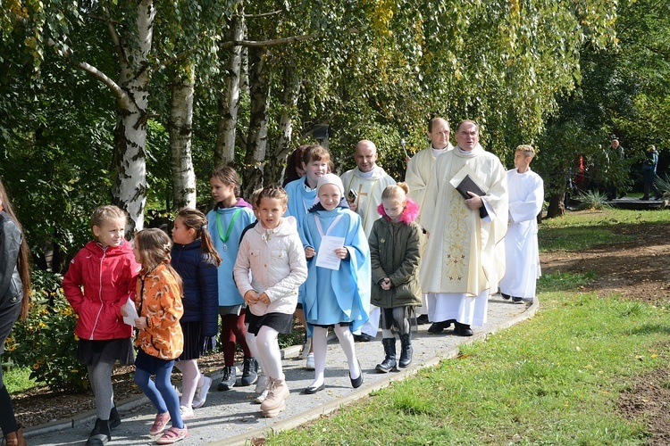 Poświęcenie Drogi Małżeńskiej w Opolu-Winowie