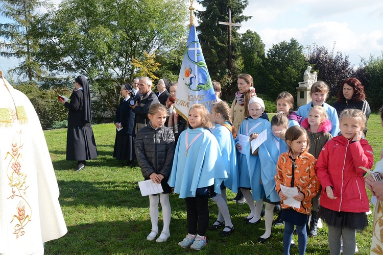 Poświęcenie Drogi Małżeńskiej w Opolu-Winowie