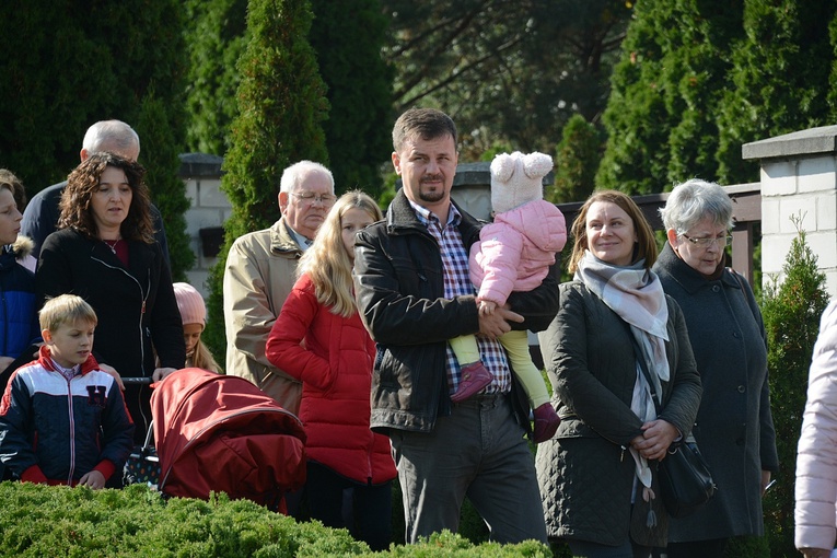 Poświęcenie Drogi Małżeńskiej w Opolu-Winowie
