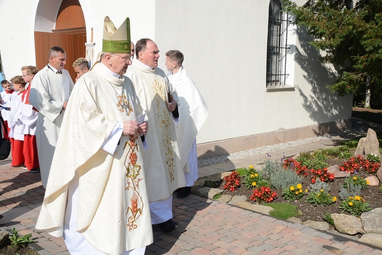 Poświęcenie Drogi Małżeńskiej w Opolu-Winowie