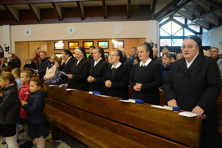 Poświęcenie Drogi Małżeńskiej w Opolu-Winowie