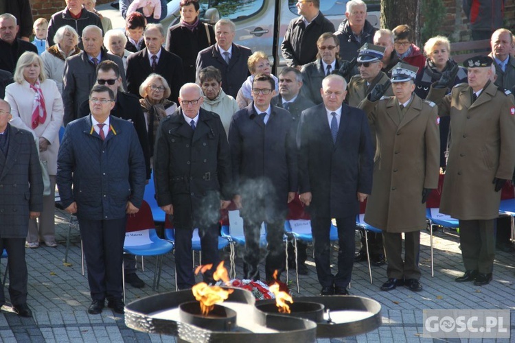 Uroczystości przy pomniku Ofiar Ludobójstwa w Zielonej Górze (Łężyca)