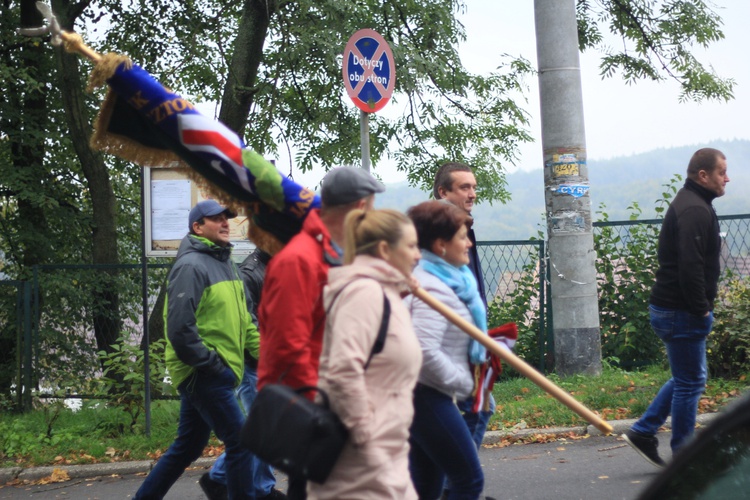 Pielgrzymka hodowców gołębi i orkiestr kalwaryjskich