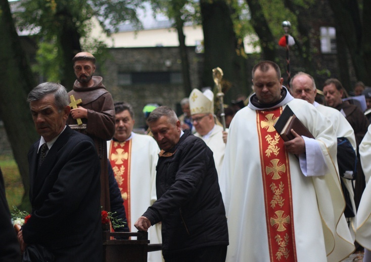 Pielgrzymka hodowców gołębi i orkiestr kalwaryjskich