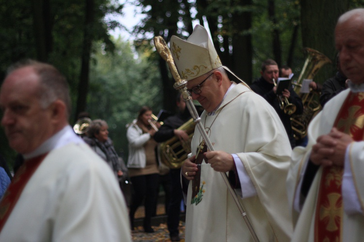 Pielgrzymka hodowców gołębi i orkiestr kalwaryjskich