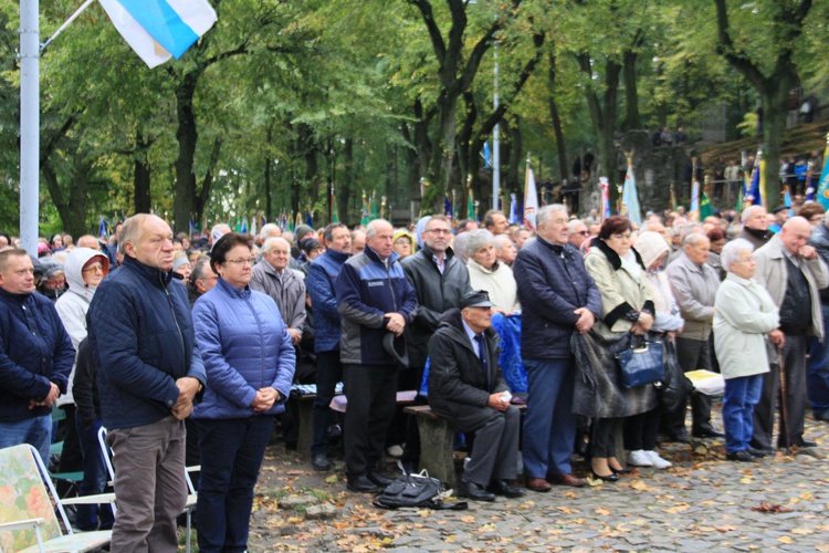 Pielgrzymka hodowców gołębi i orkiestr kalwaryjskich