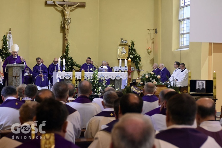 Pogrzeb ks. Kazimierza Czulaka SAC