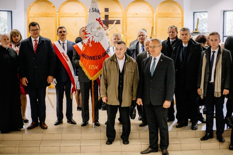 Członkowie grodziskiego oddziału NSZZ Solidarność.