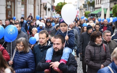 Nowy Sącz. Marsz misjonarzy życia i rodziny