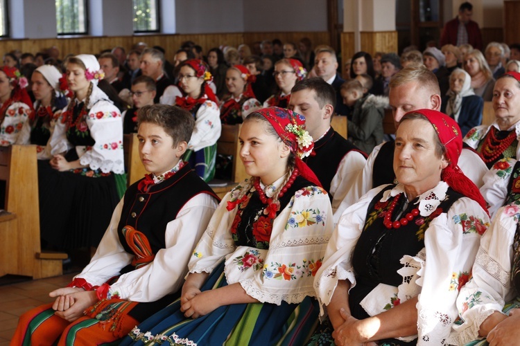 Jubileusz 45-lecia zespołu ludowego "Boczki Chełmońskie"