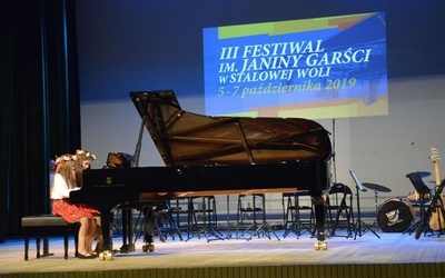 Stalowa Wola, MDK. III Festiwal im. Janiny Garści.