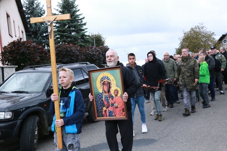 Męski różaniec w Dębicy