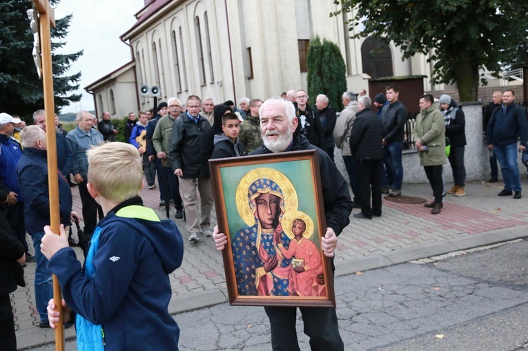 Męski różaniec w Dębicy