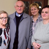 ▲	Danuta, ksiądz Edward, Irena i Barbara wspominali swoją młodość.