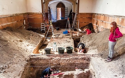 Prace archeologiczne we wnętrzu kościoła św. Małgorzaty w maju 2018 roku.