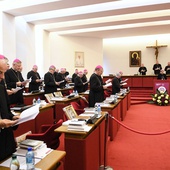 Episkopat zakłada fundację, która wesprze pomoc osobom wykorzystanym przez duchownych