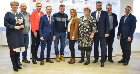 Polscy skoczkowie będą latać w butach zrobionych w Krapkowicach!