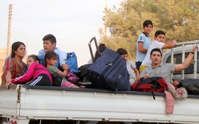Syria: W wyniku tureckiej ofensywy już 60 tys. przesiedlonych
