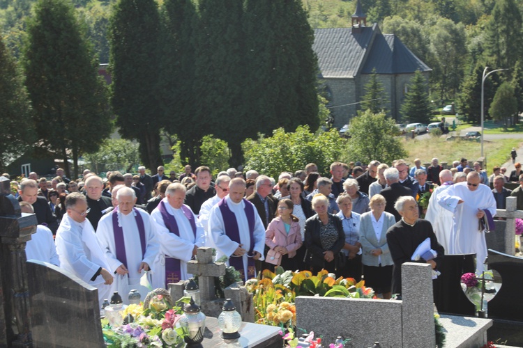 Pogrzeb śp. ks. prał. Stanisława Jaska w Węglówce