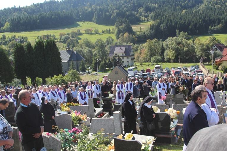 Pogrzeb śp. ks. prał. Stanisława Jaska w Węglówce