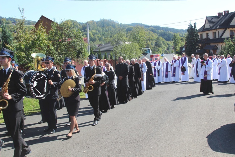 Pogrzeb śp. ks. prał. Stanisława Jaska w Węglówce