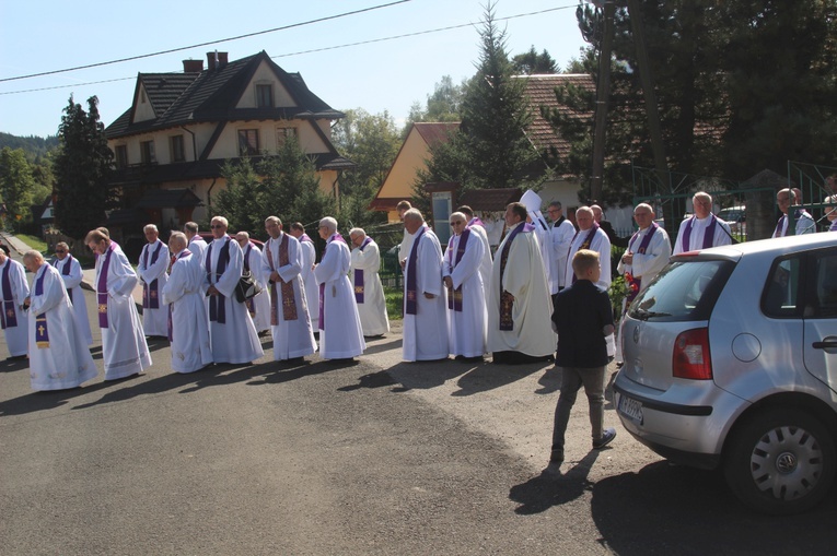 Pogrzeb śp. ks. prał. Stanisława Jaska w Węglówce
